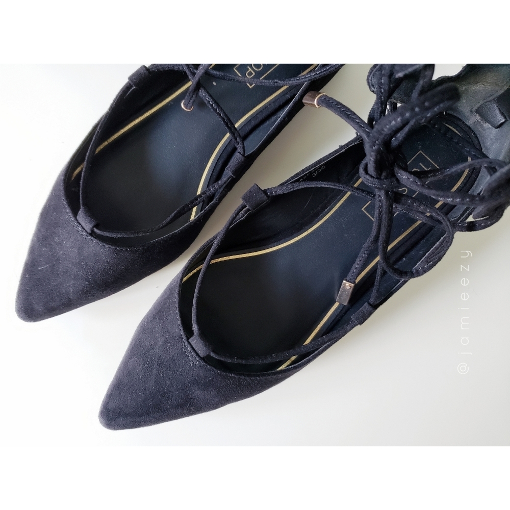 Topshop | "Flight" Ghillie Tie Pointed Toe Flats - Picture 2 of 10